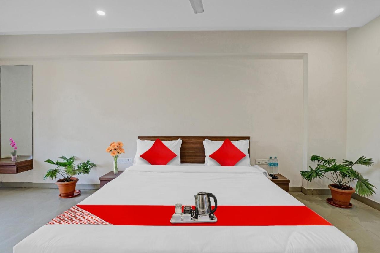 Oyo Flagship Hotel Residency Silvassa Exterior foto